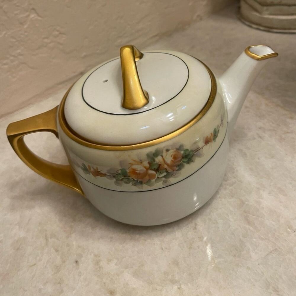 antique Vintage Vintage MZ Austria porcelain teapot